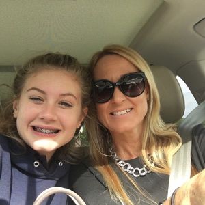 Meet your Posher, Paula